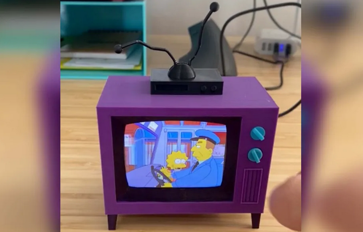 mini télé simpson